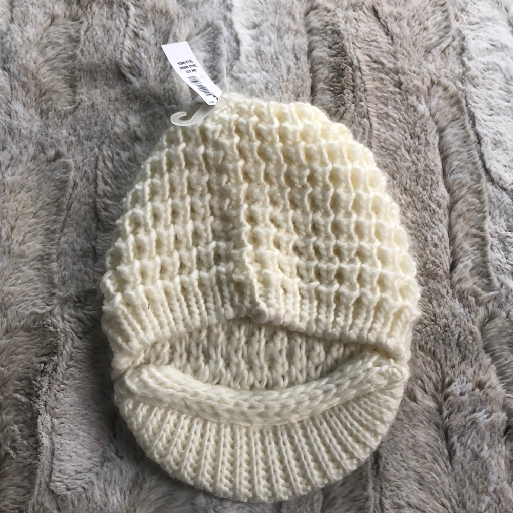 NWT Old Navy Crochet Cap/Hat - Picture 2 of 3